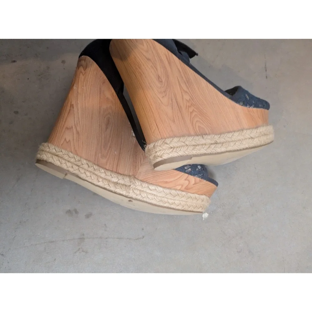 ShoeDazzle Wedge Sandals Women 7.5 Navy Blue Lace Up Espadrille Heel